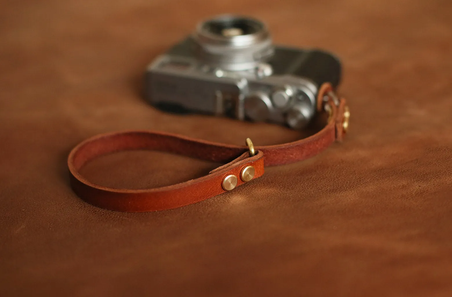 Windmup Brown Leather Camera Wrist Strap ?C Handmade for Film & Digital Cameras fitness gear Cyclist Friendly