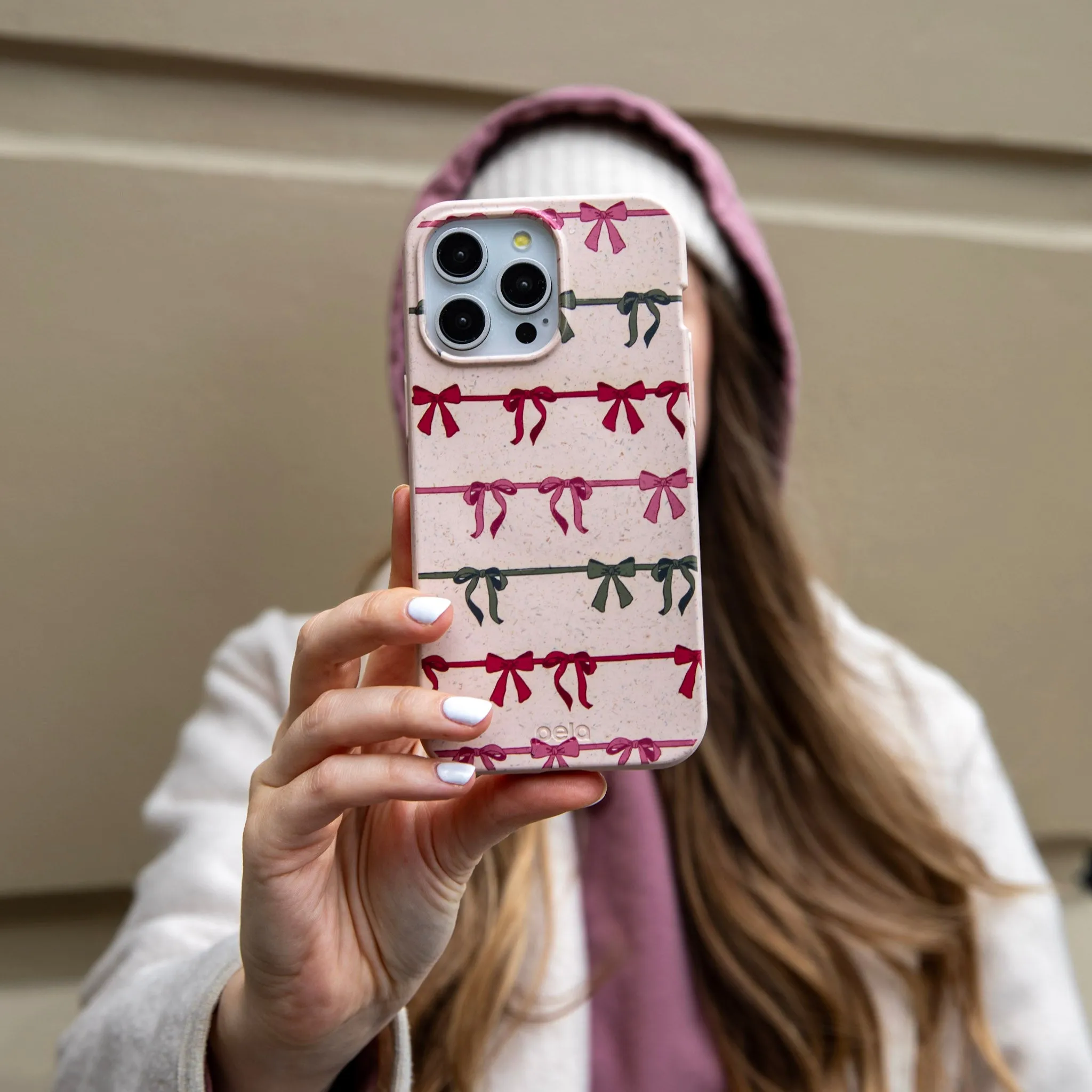 Sleek Detail Seashell Holiday Bows iPhone Air Case