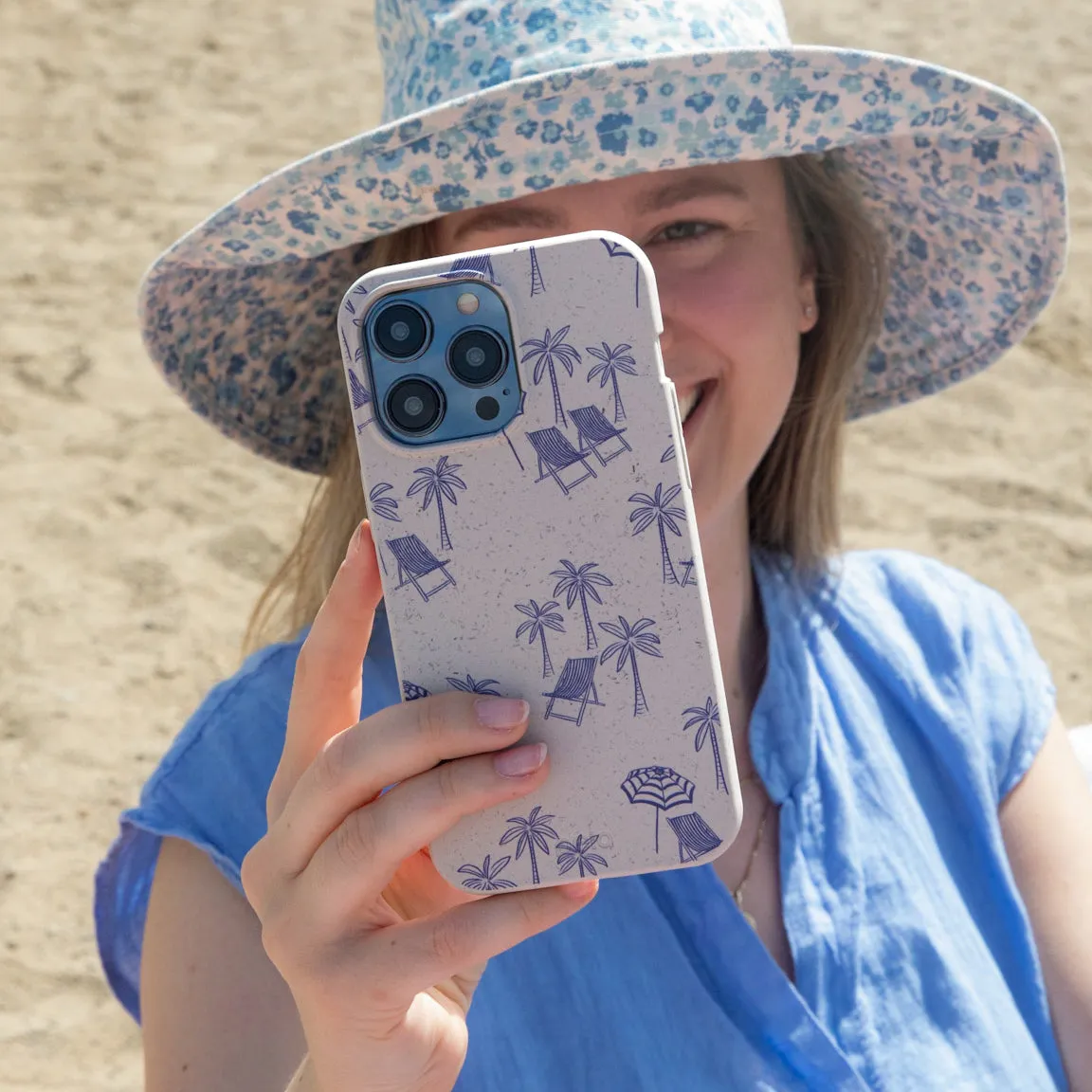 Light Form London Fog Coastal Lounging iPhone Air Case