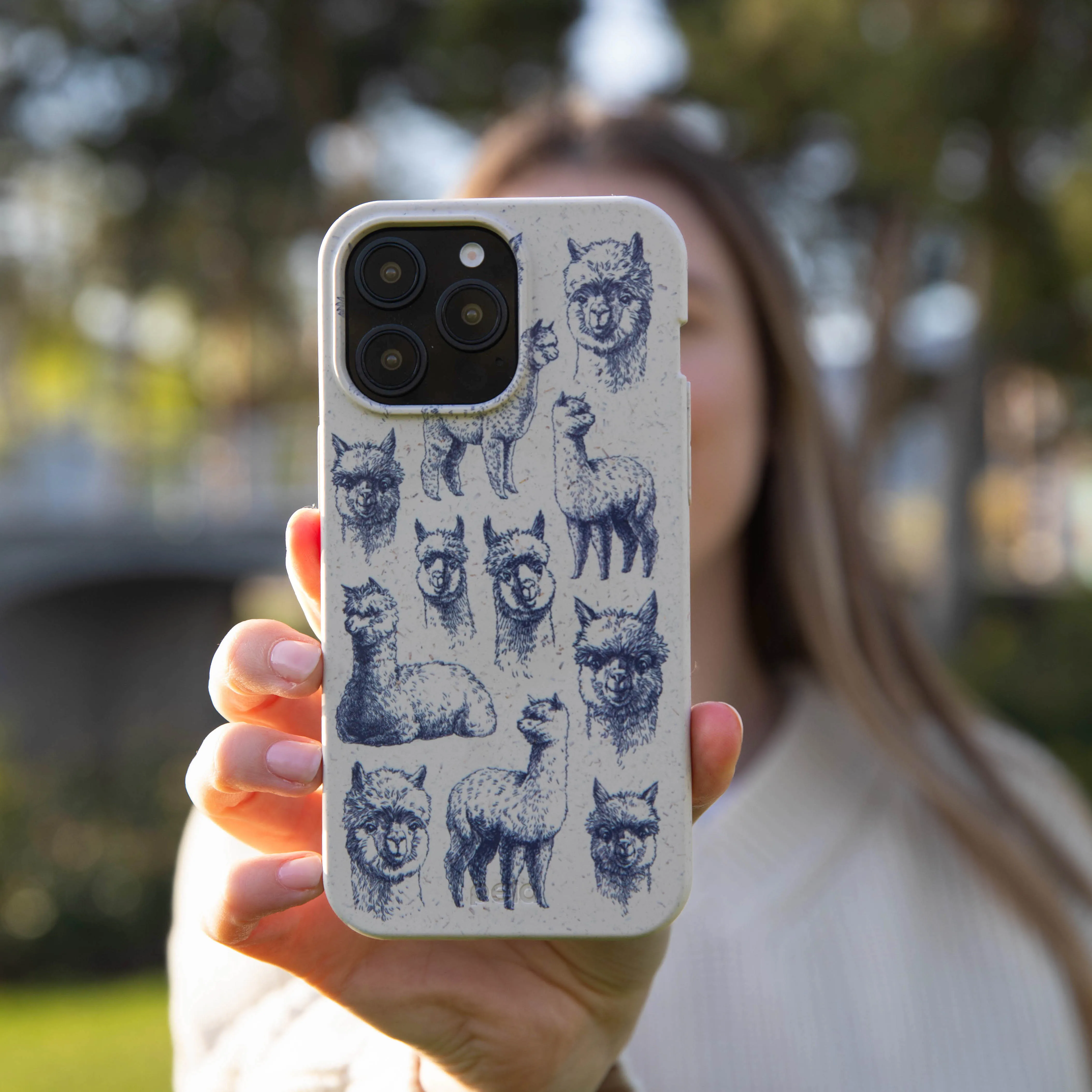 clean design London Fog Spitting Llama iPhone Air Case