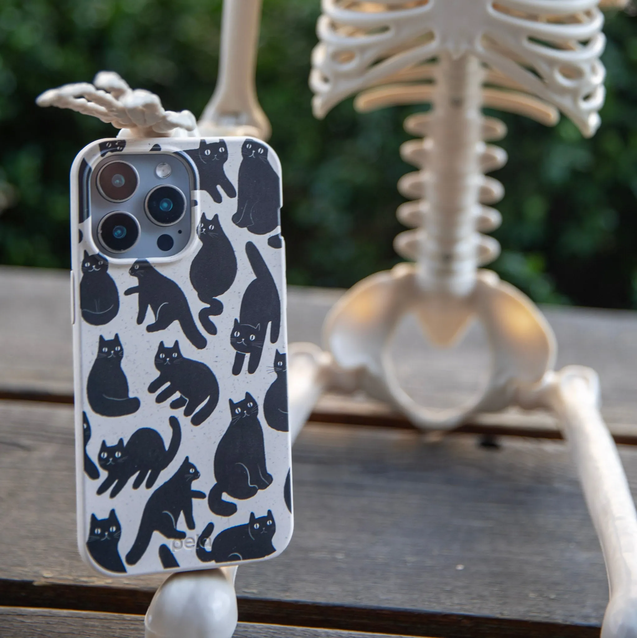 London Fog Night Meowers iPhone Air Case Flexible Detail Premium Detail Finish