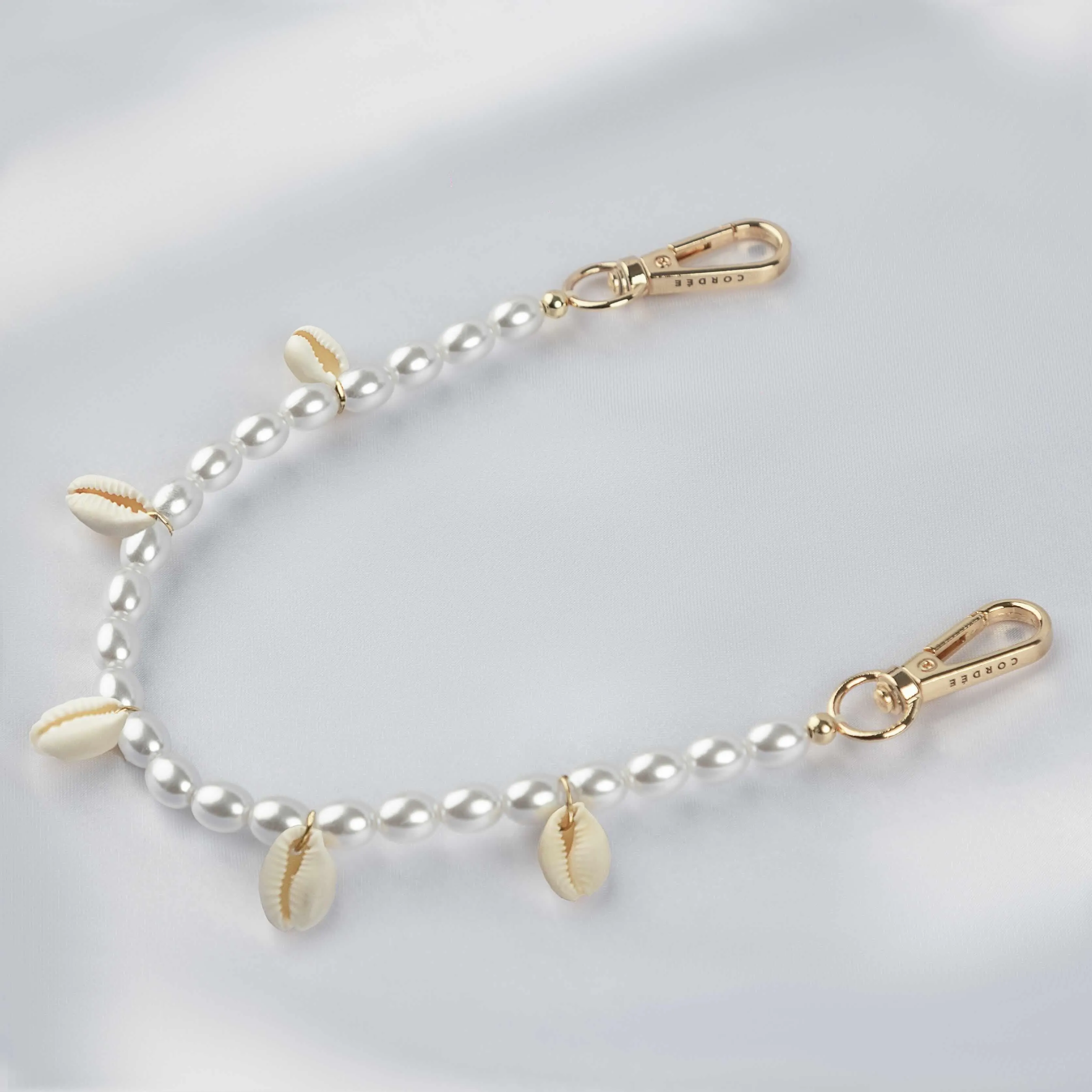 Phone Fitness Pearl Paradise Phone Wristlet