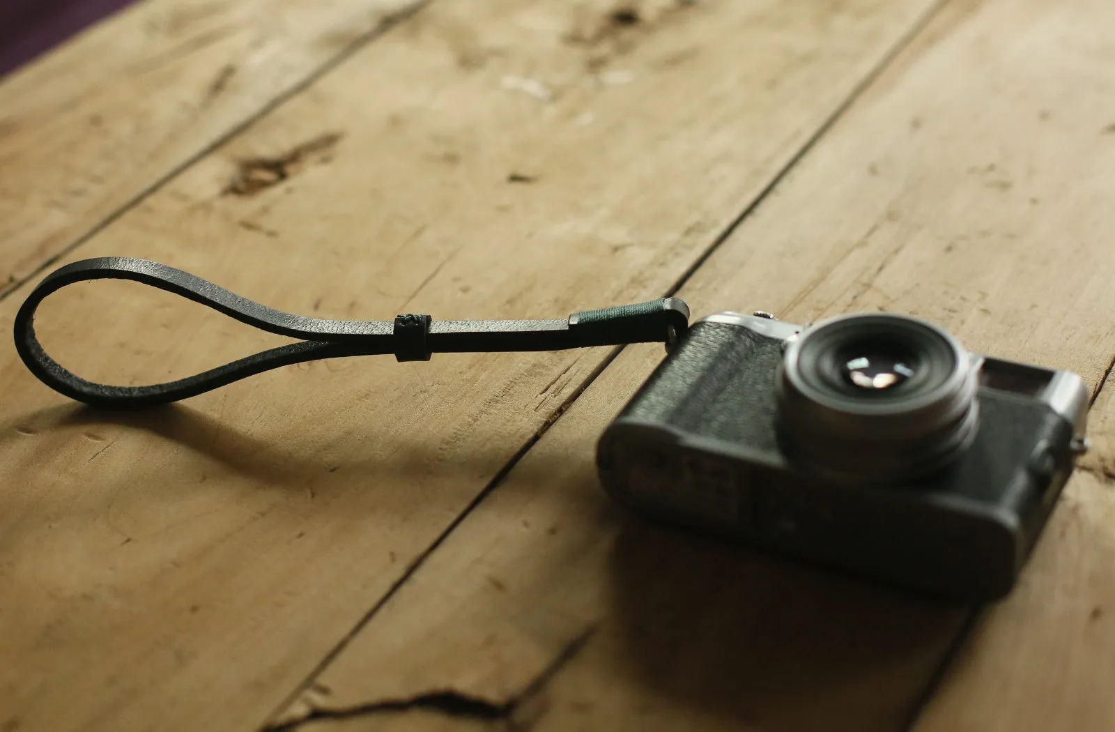 Secure Loop Braided Nylon Black leather handmade camera wrist strap band thickened green | windmup.com