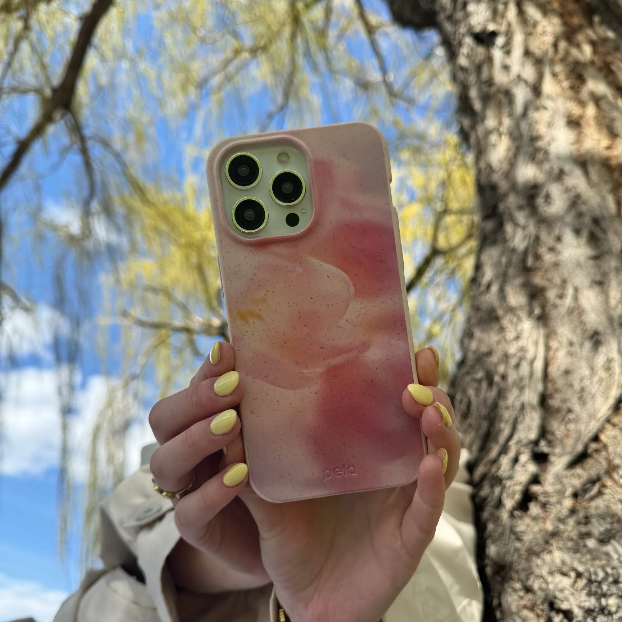 Seashell Radiate iPhone Air Case Strong Grip