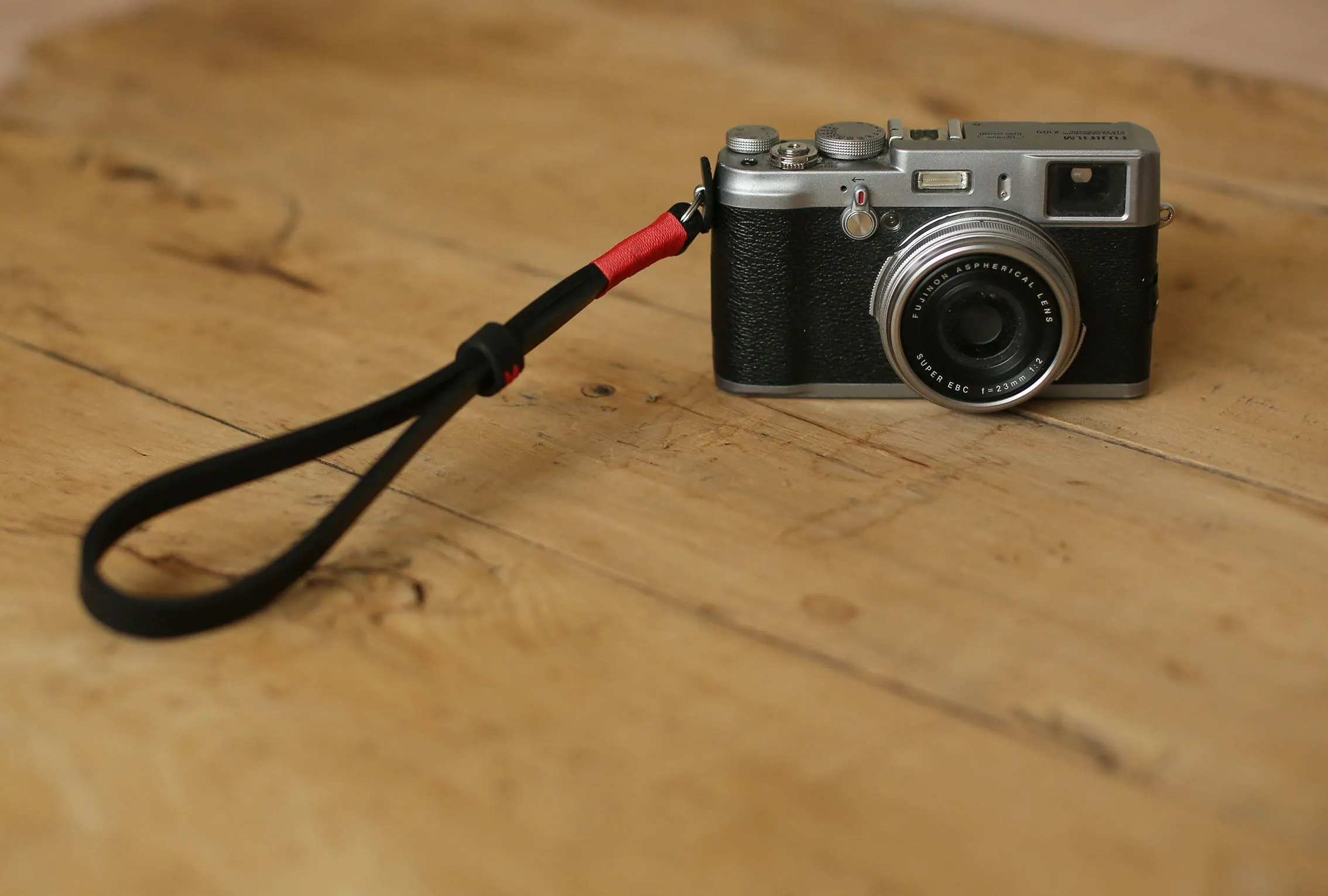 Handmade Leather Wrist Strap ?C Black with Red Twist Unisex Lanyard
