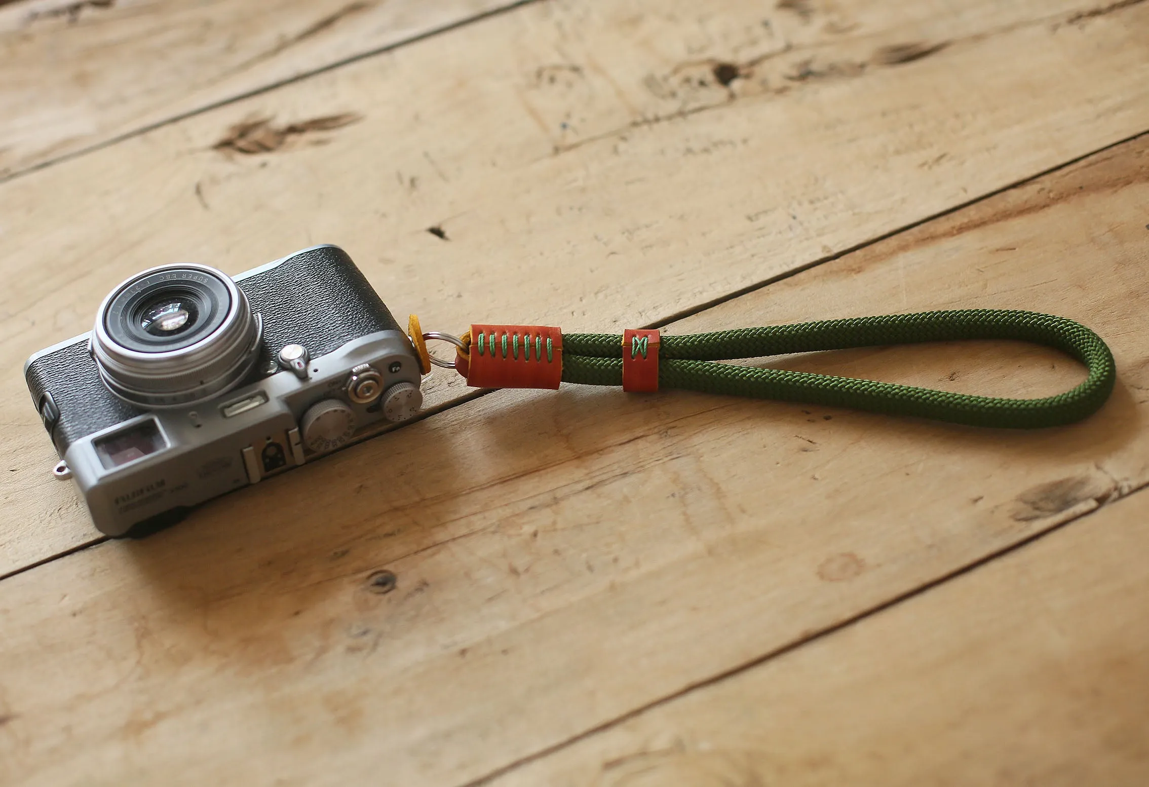 Handmade Camera Wrist Strap Olive Green  ?C Climbing Rope & Hand-Dyed Leather Non toxic Durable Strap